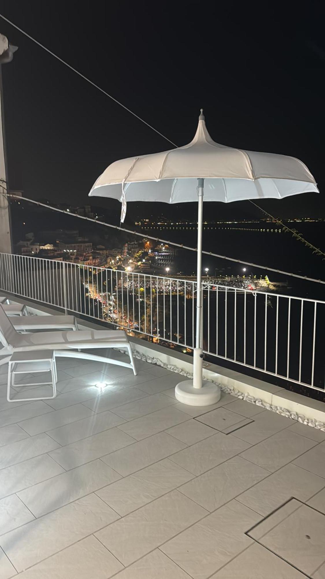 Mar-Isa Amalfi Coast Hotel Vietri sul Mare Exterior photo