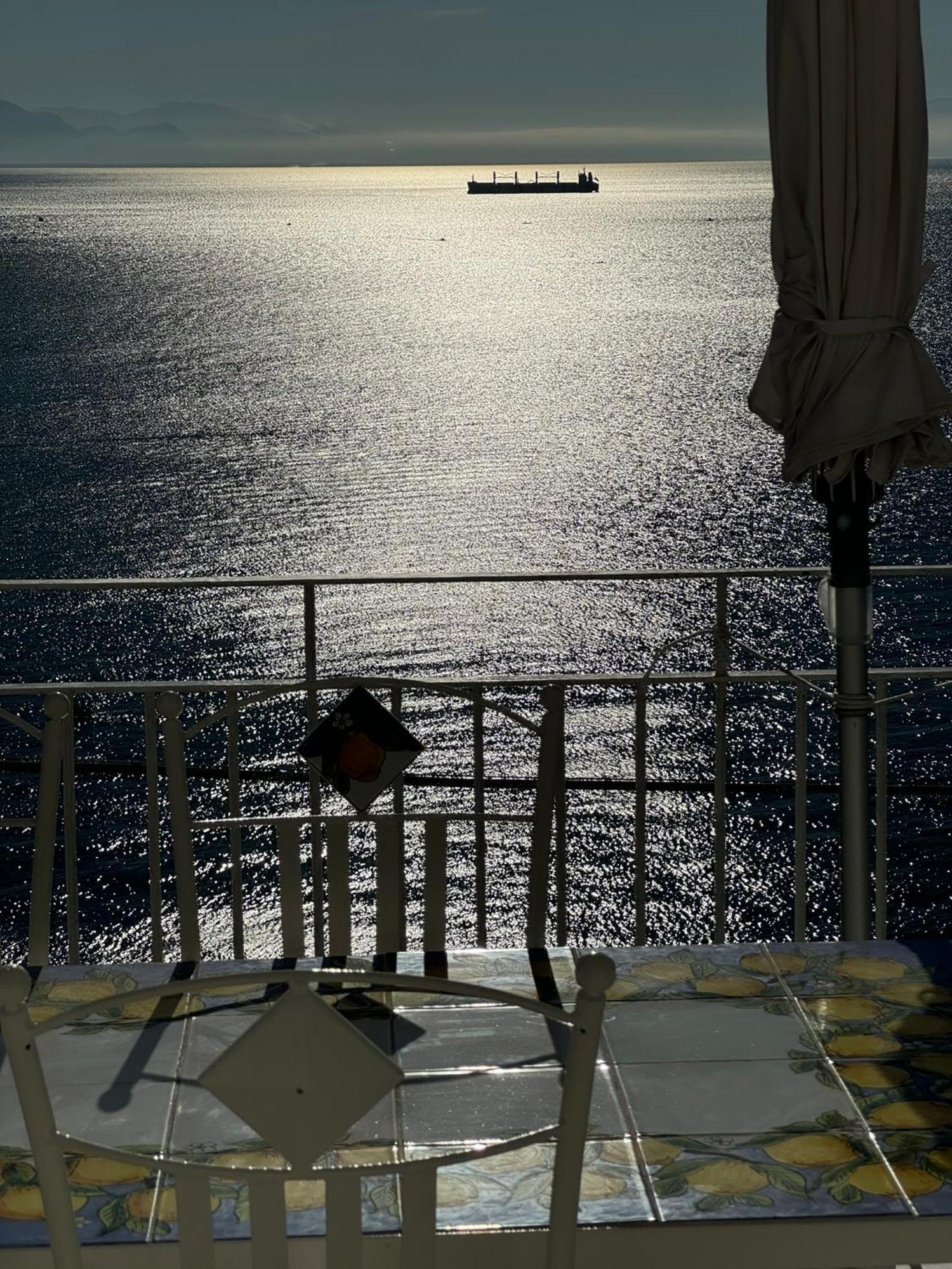 Mar-Isa Amalfi Coast Hotel Vietri sul Mare Exterior photo
