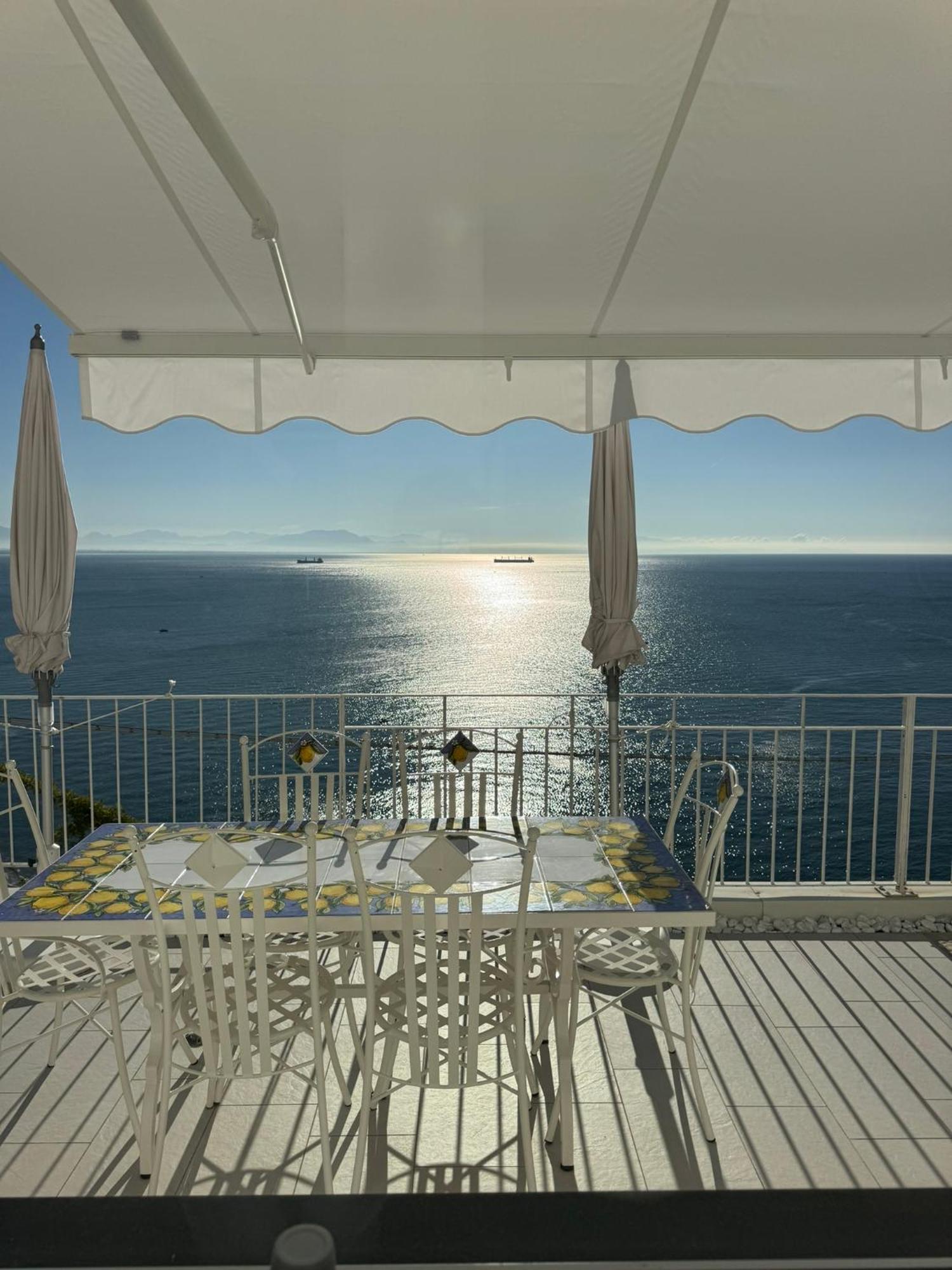 Mar-Isa Amalfi Coast Hotel Vietri sul Mare Exterior photo
